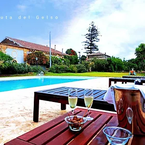 tenuta-del-gelso.catania-hotels.net/